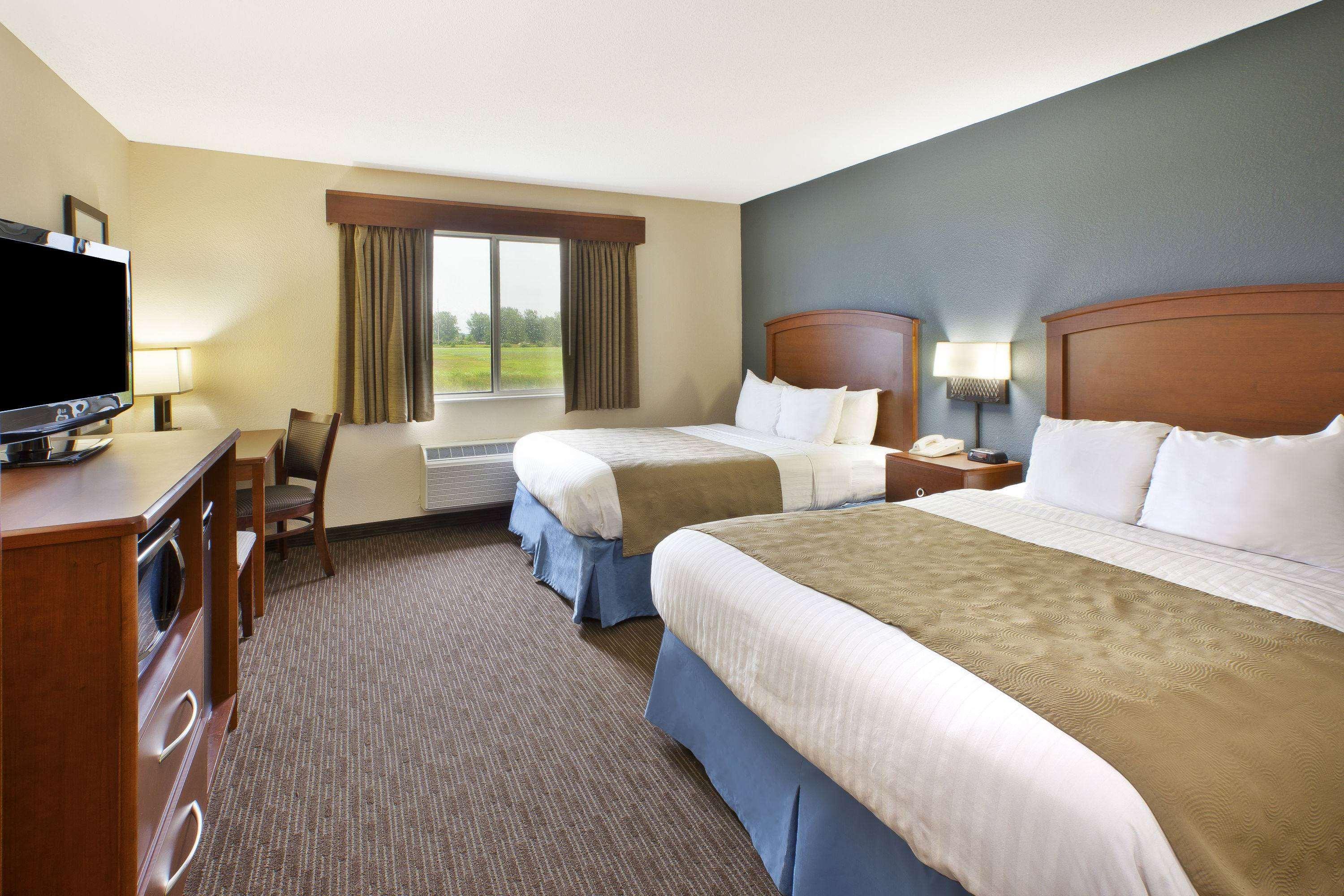 Americinn By Wyndham Bay City Exteriör bild